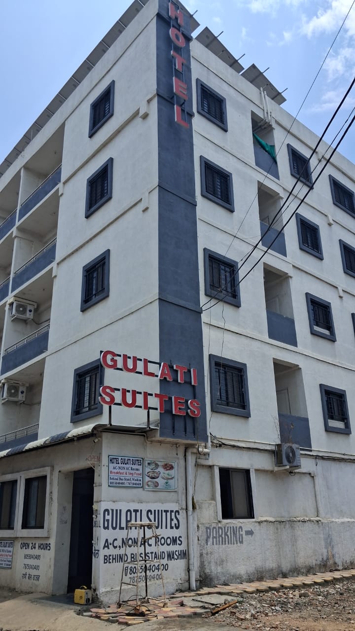 Hotel exterior, daytime